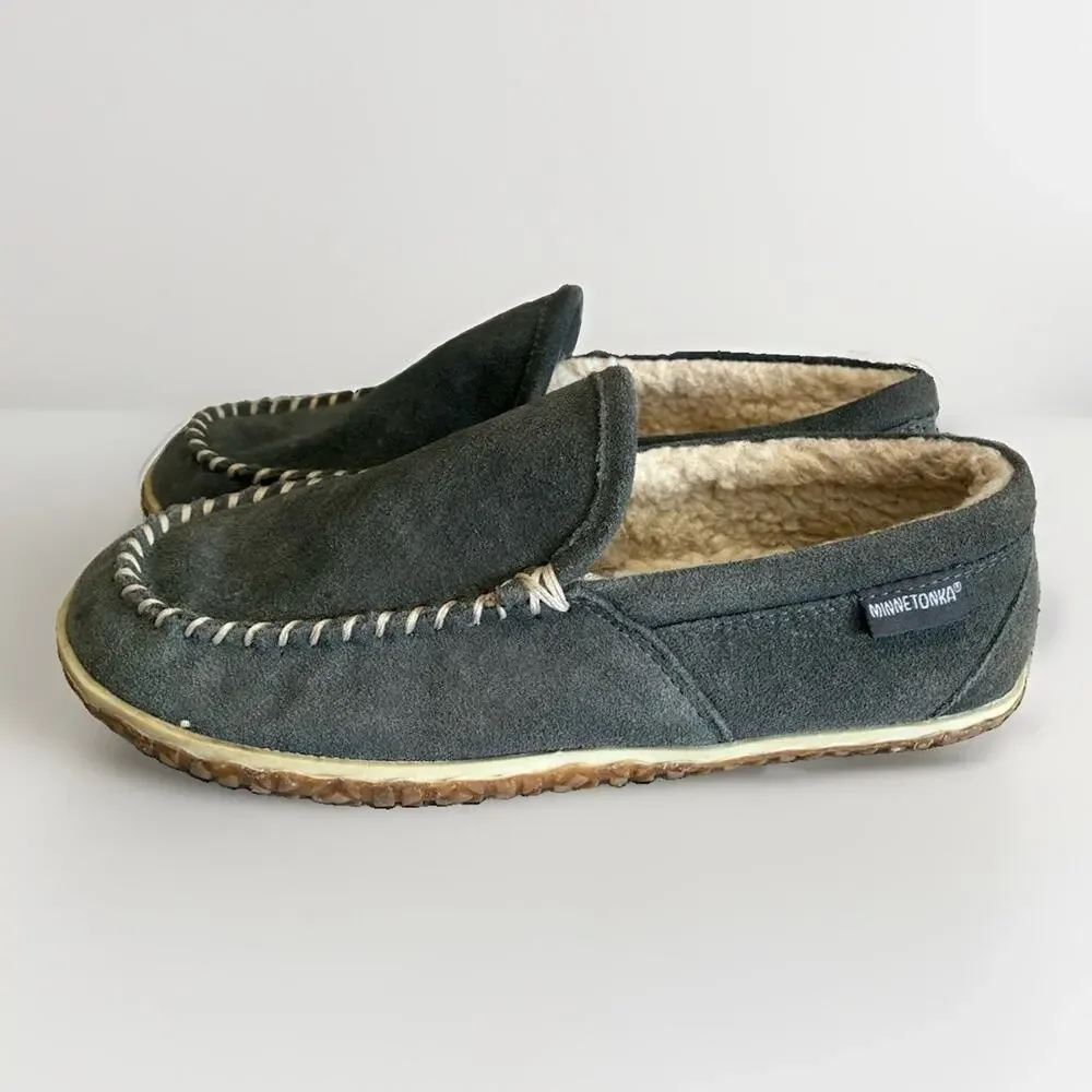 Minnetonka 41005 Tilden Moc Men's Comfort Slipper Size 9.0 M, Gray Suede
